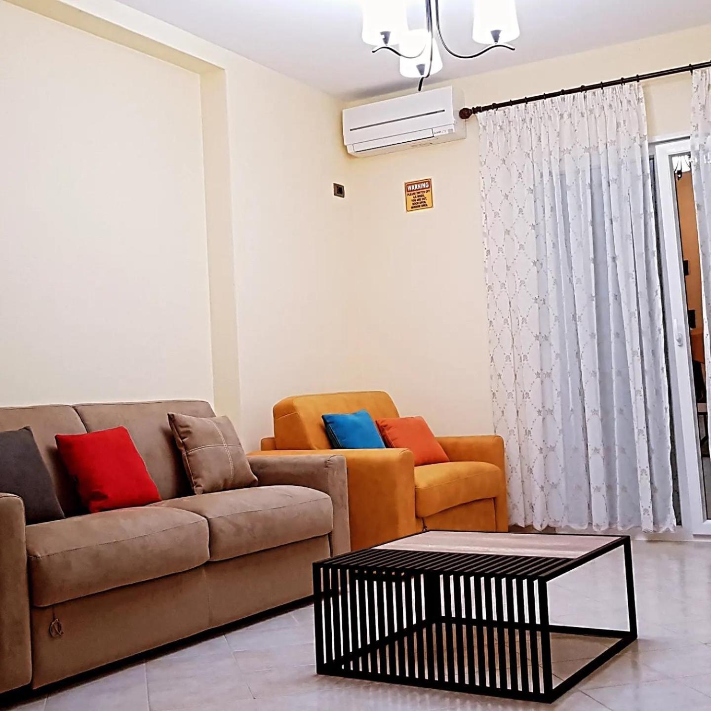 Relax Apartments Golem Golem  Luaran gambar