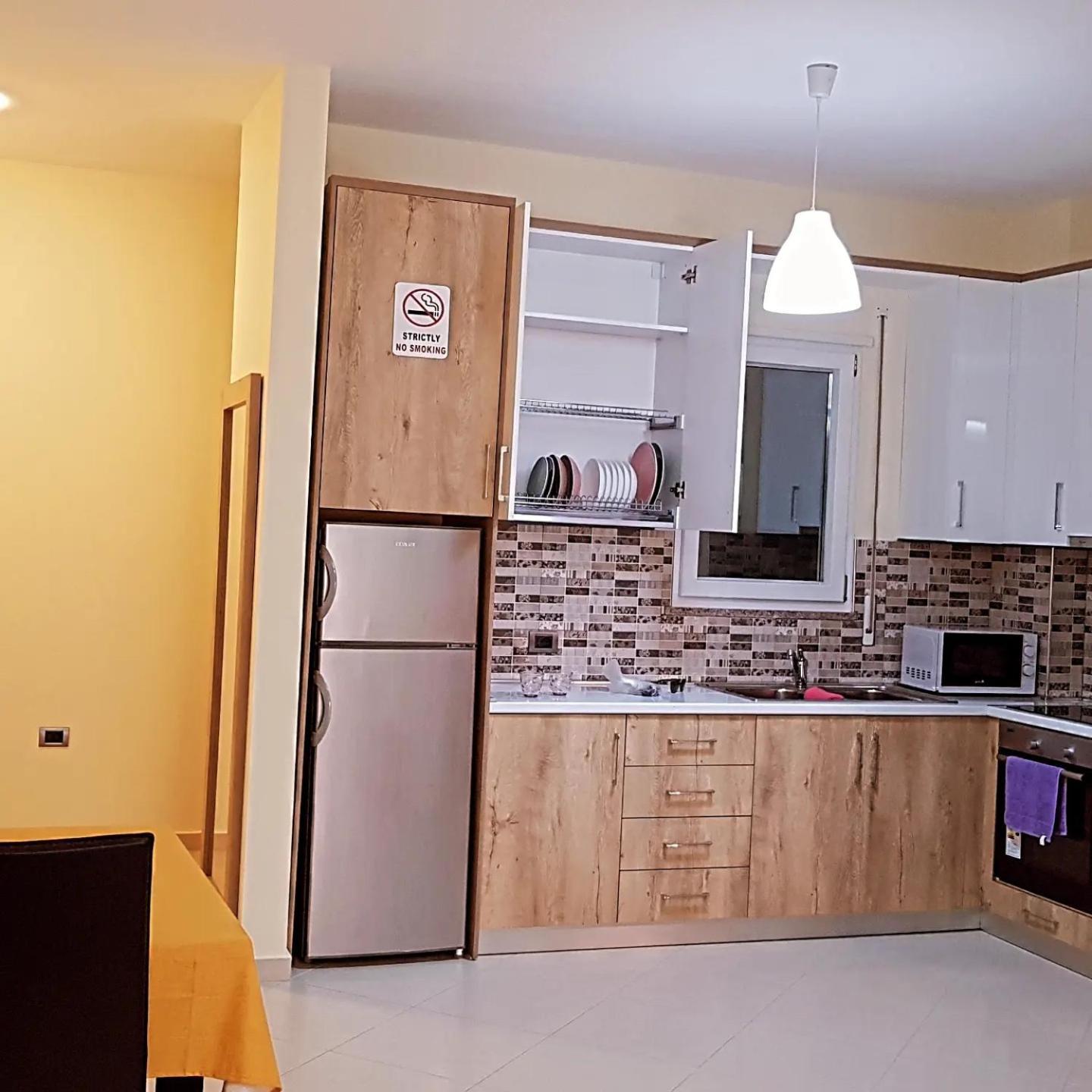 Relax Apartments Golem Golem  Luaran gambar