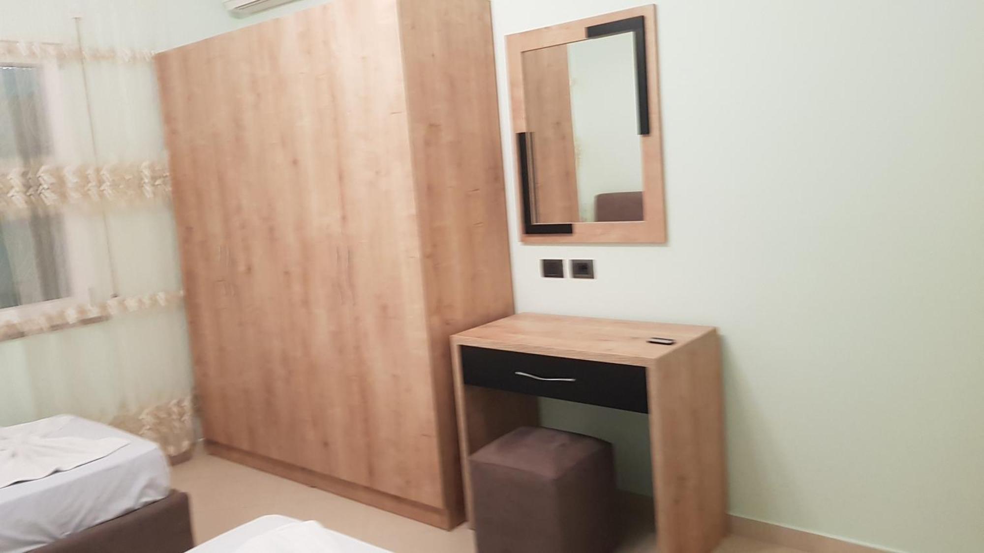 Relax Apartments Golem Golem  Luaran gambar