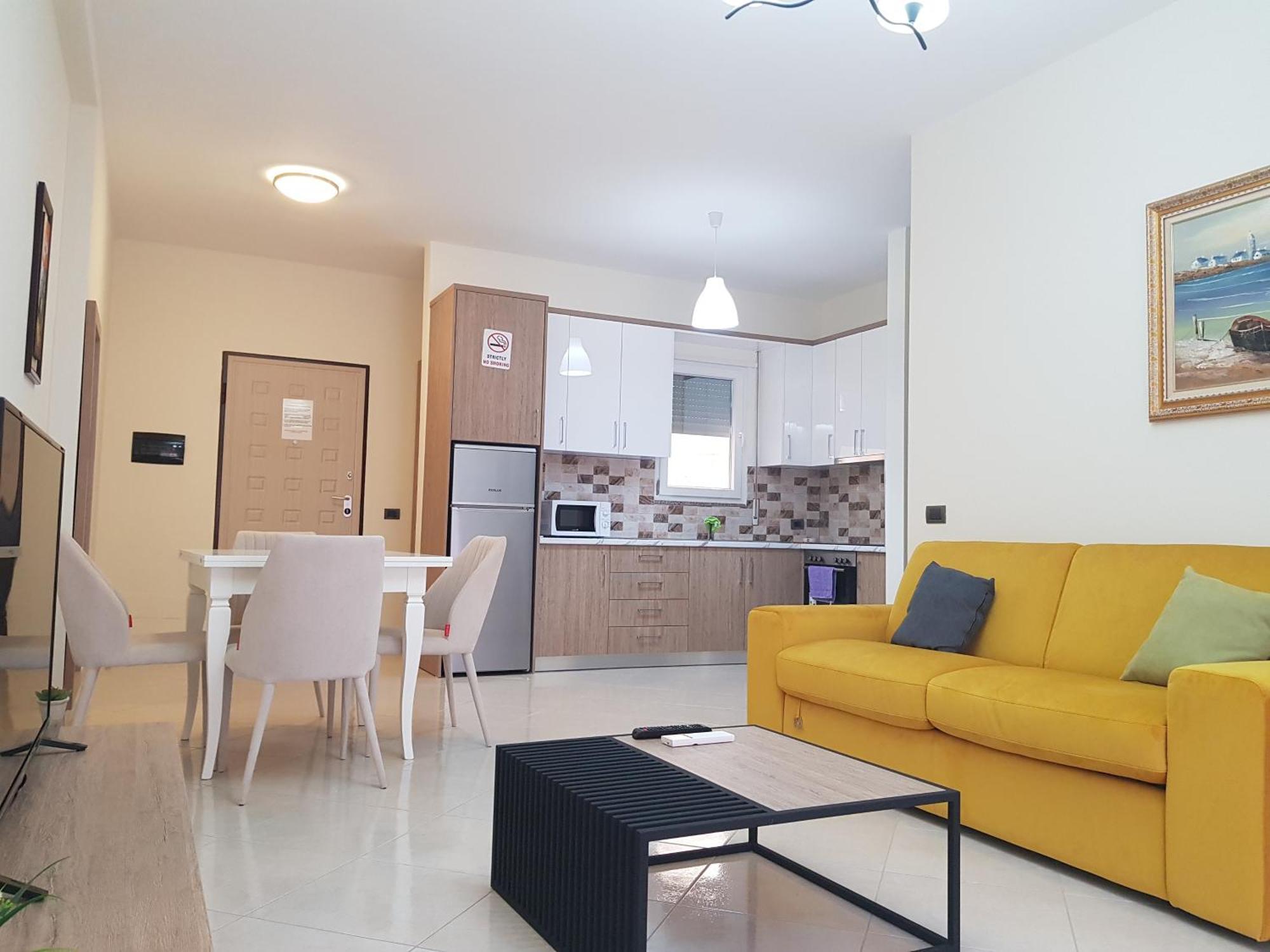 Relax Apartments Golem Golem  Luaran gambar